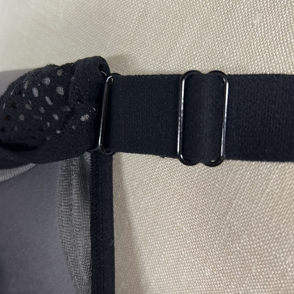 Wacoal Sports Bra Zippered Racer Back #853222 34DDD Underwire Adjustable Straps - Picture 10 of 15